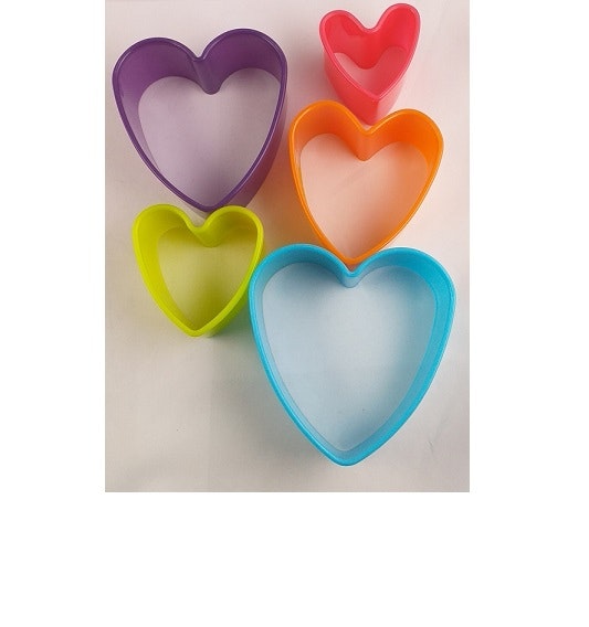 Färgglada kakmått för pepparkaksbaket och småkakorna - Hjärta - Olika formar