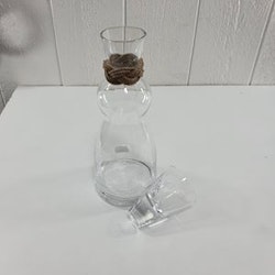 Karaff med glas