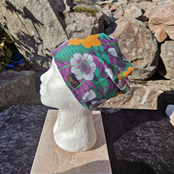 Mössa retro flowers purple