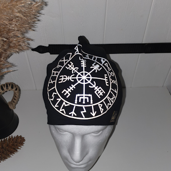 Reflexmössa vegvisir med runor storlek 48-58