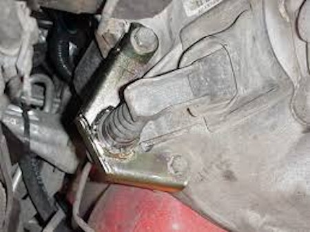 Kopplingscylinderfäste Volvo 740 940, M46 M47