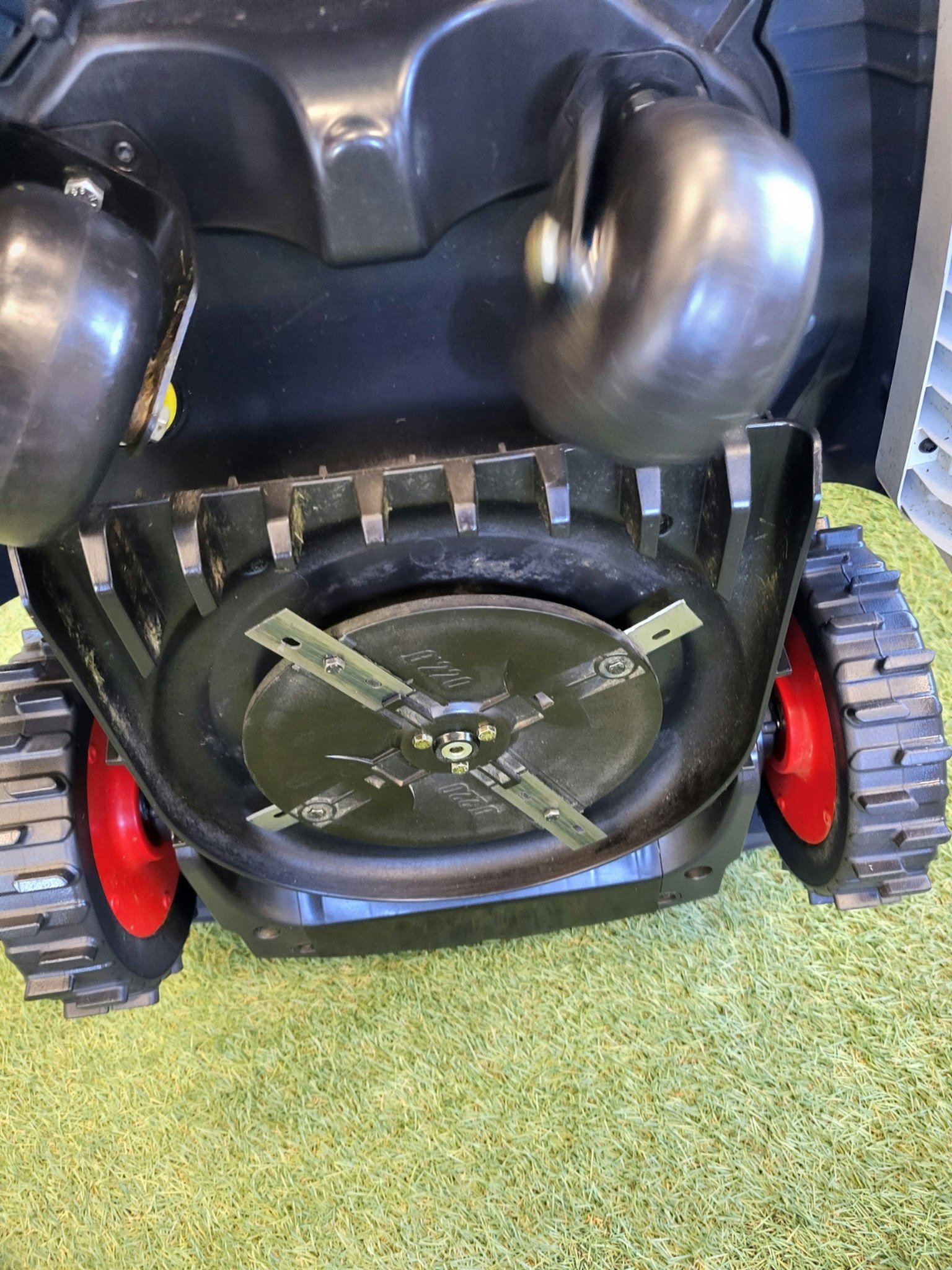 AL-KO Robolinho 822w Återtagsmaskin