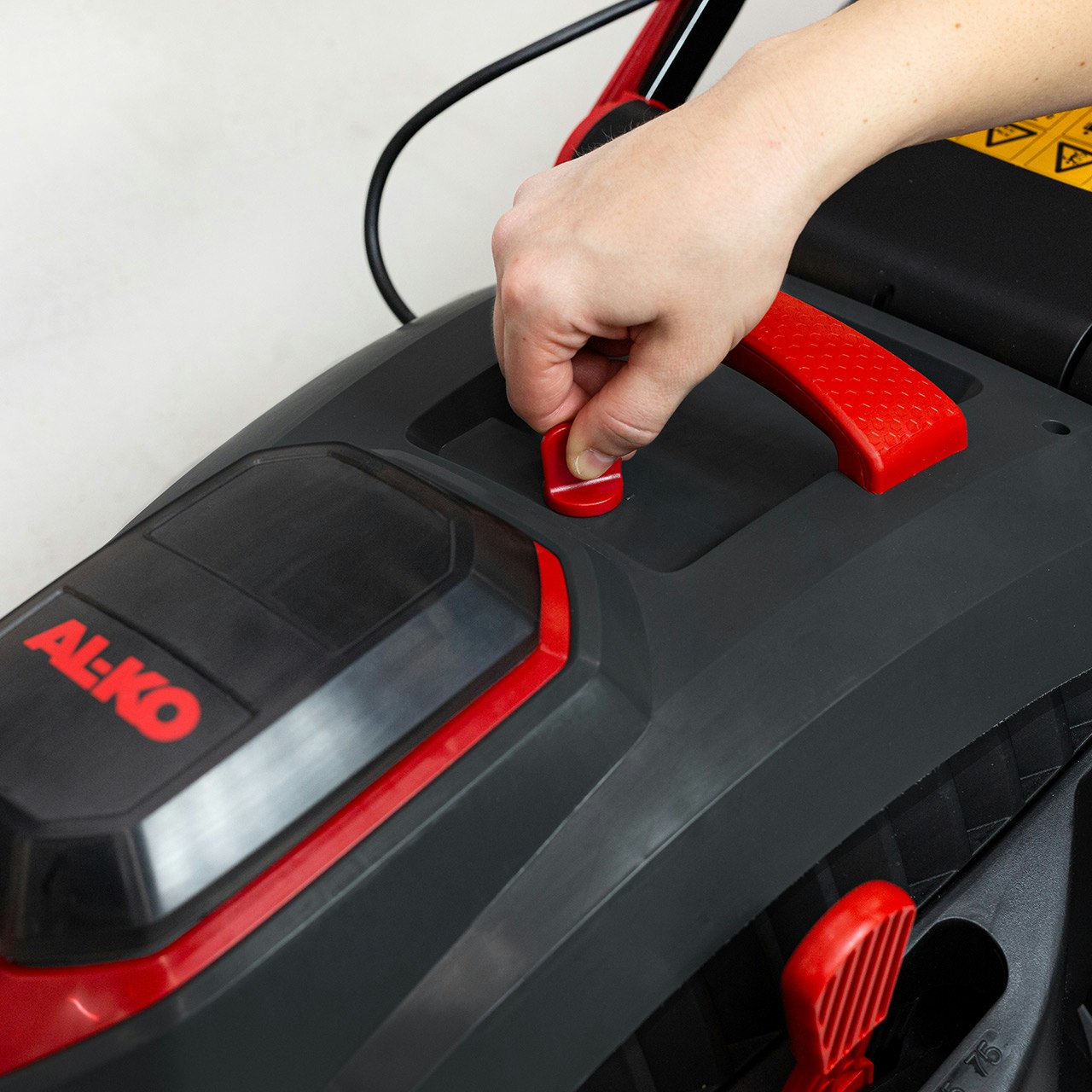AL-KO 18 V BOSCH HOME AND GARDEN COMPATIBLE 38.1 Li
