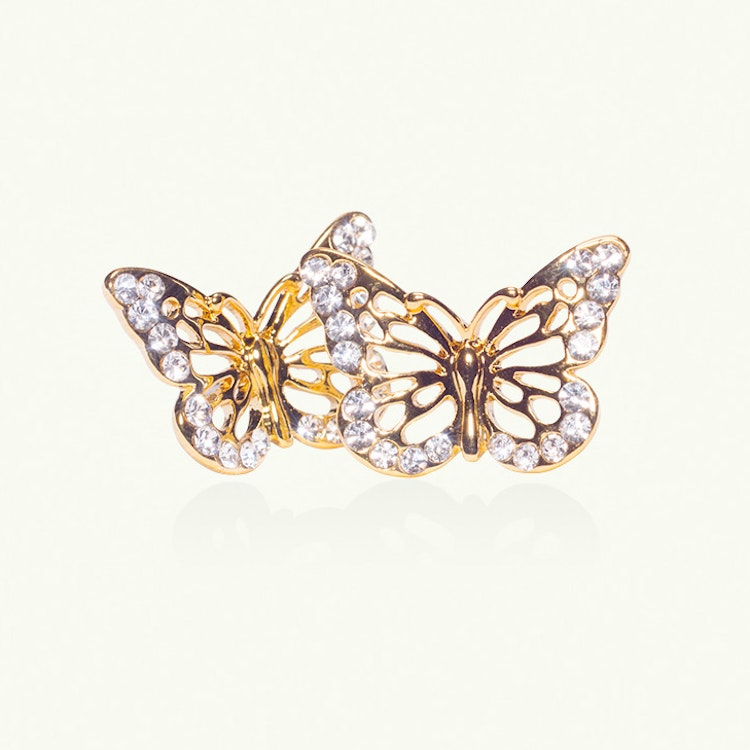 Örhängen – Fjäril i guldfärg med kubisk zirkonia