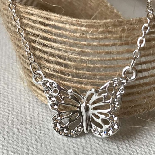 Halsband – Fjäril med kubisk zirkonia