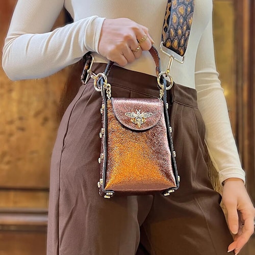 Handväska – The Bee Bag, brun metallic