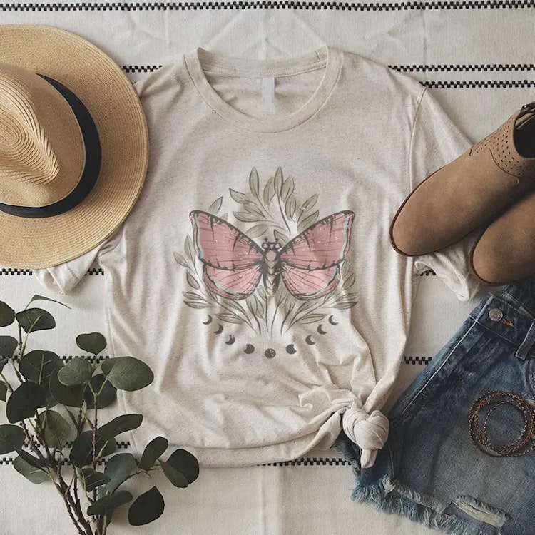 T-shirt – Boho Moon Butterfly