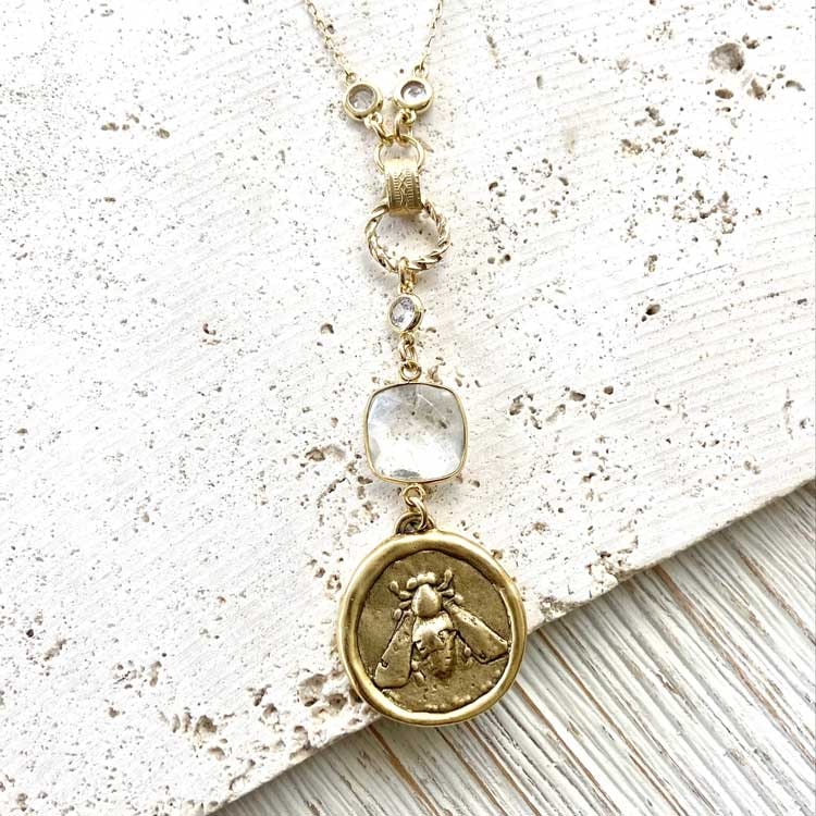 Halsband – Bi, boutique bergkristall, guld