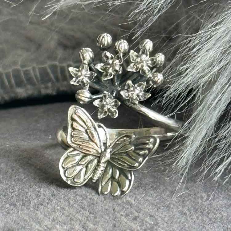 Ring – Monark & sidenört, silver