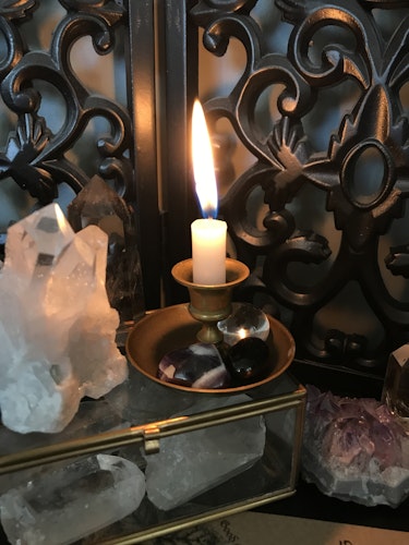 NYHET! Ritualljusstake med plats för kristaller
