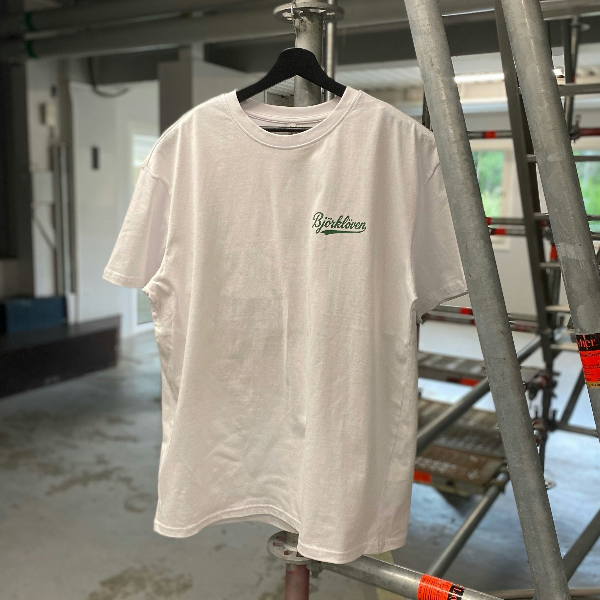 TEE OVERSIZED SPELARE VIT