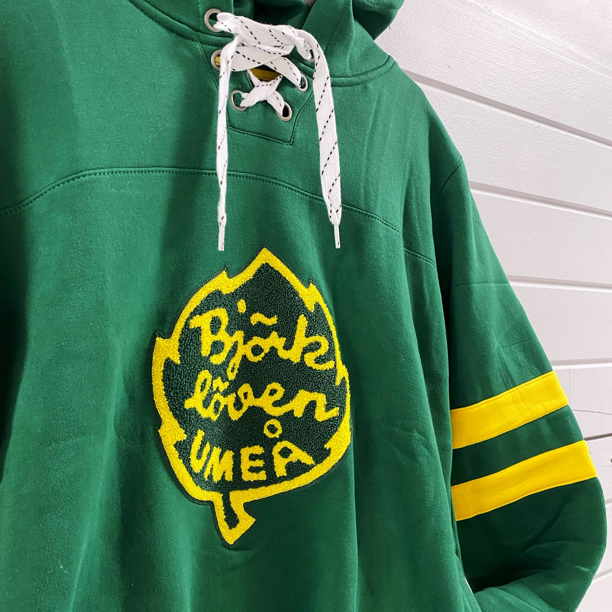 LÖVEN LOGGA PREMIUM HOOD GRÖN