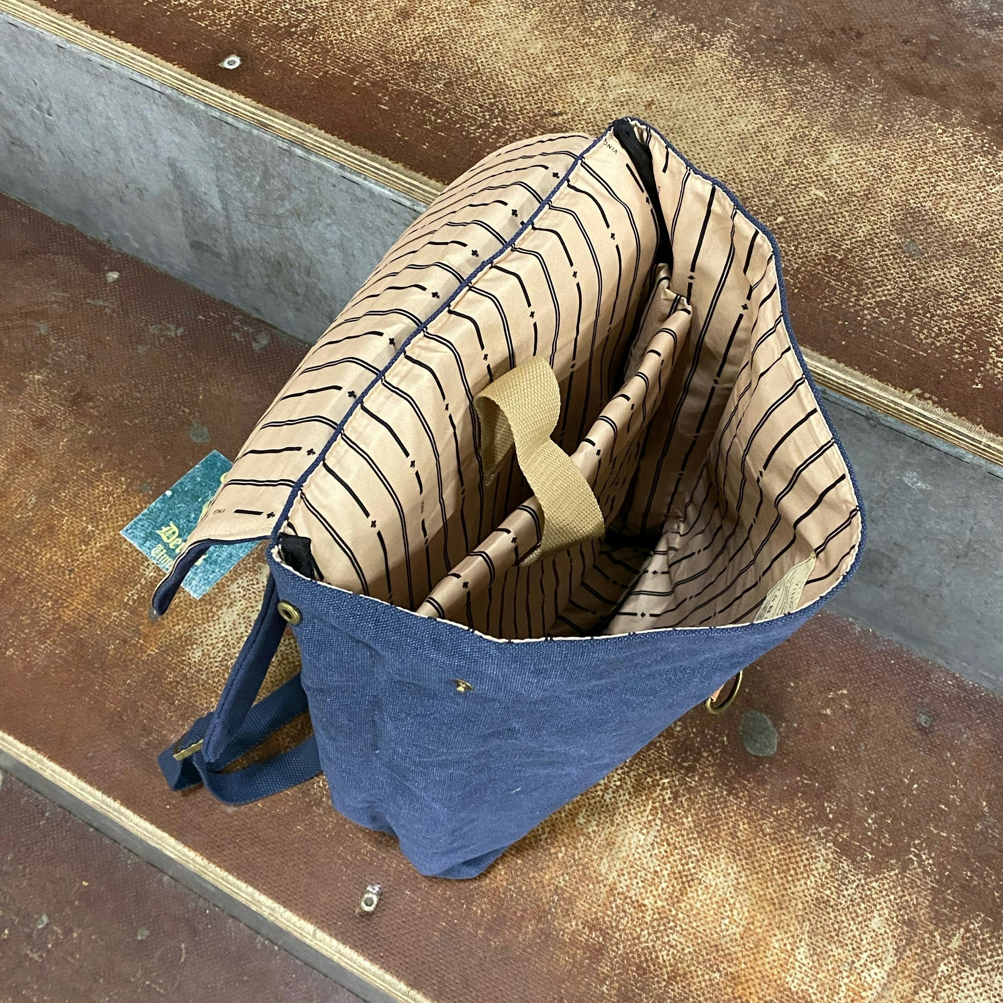 RYGGSÄCK CANVAS BLUE