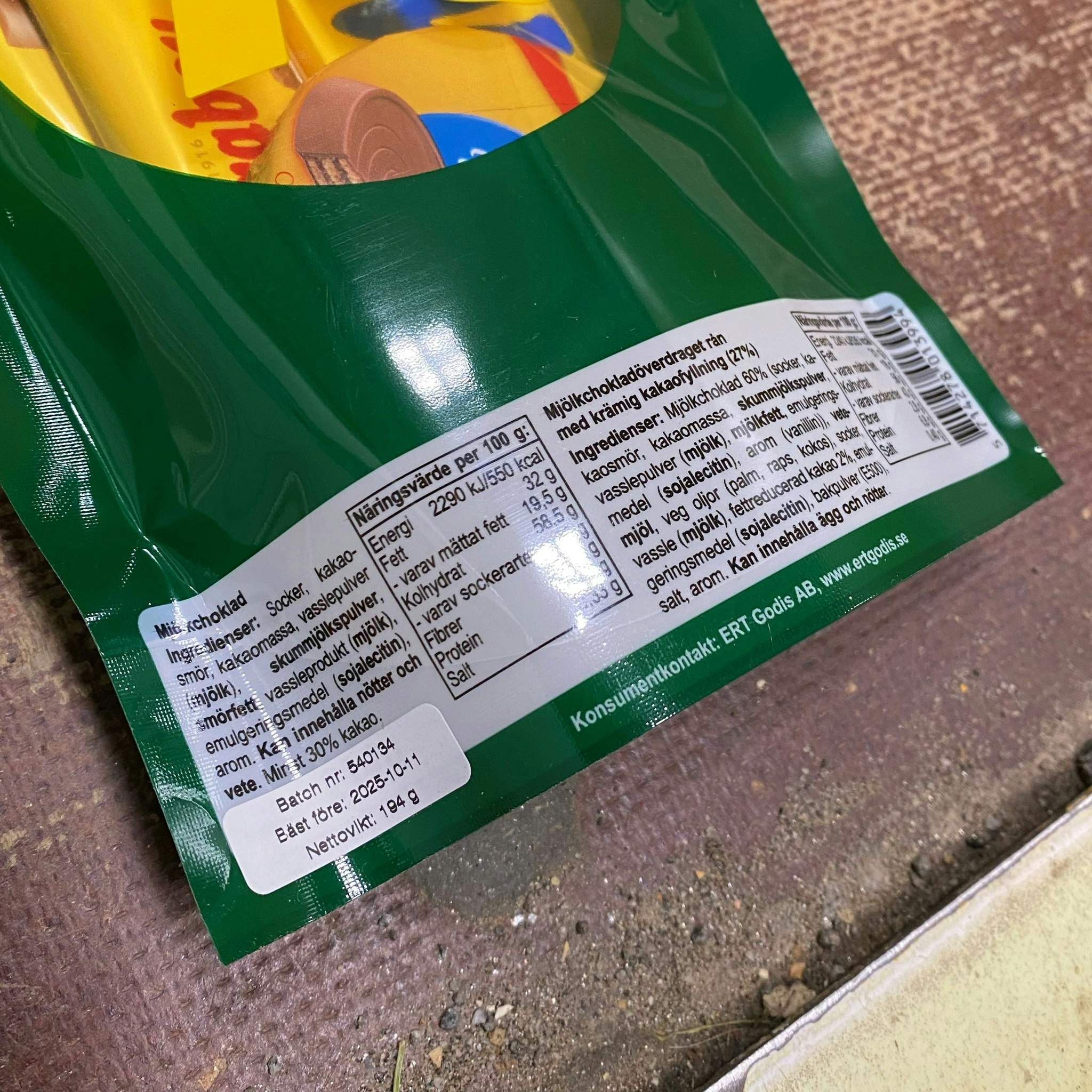 LÖVEN CHOKLADTRÖJA