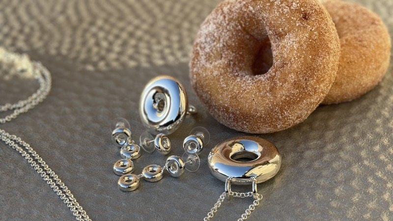 DOUGHNUT - en smarrig kollektion!