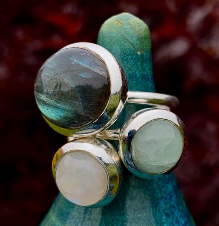 Silverringar med naturliga stenar, mixa och matcha. Silver rings with natural stones, mix and match.