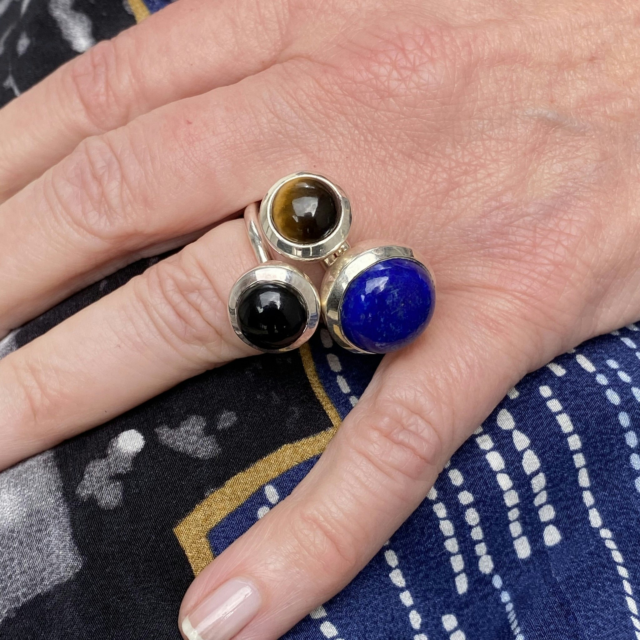 Ring HOLI Liten Svart Onyx