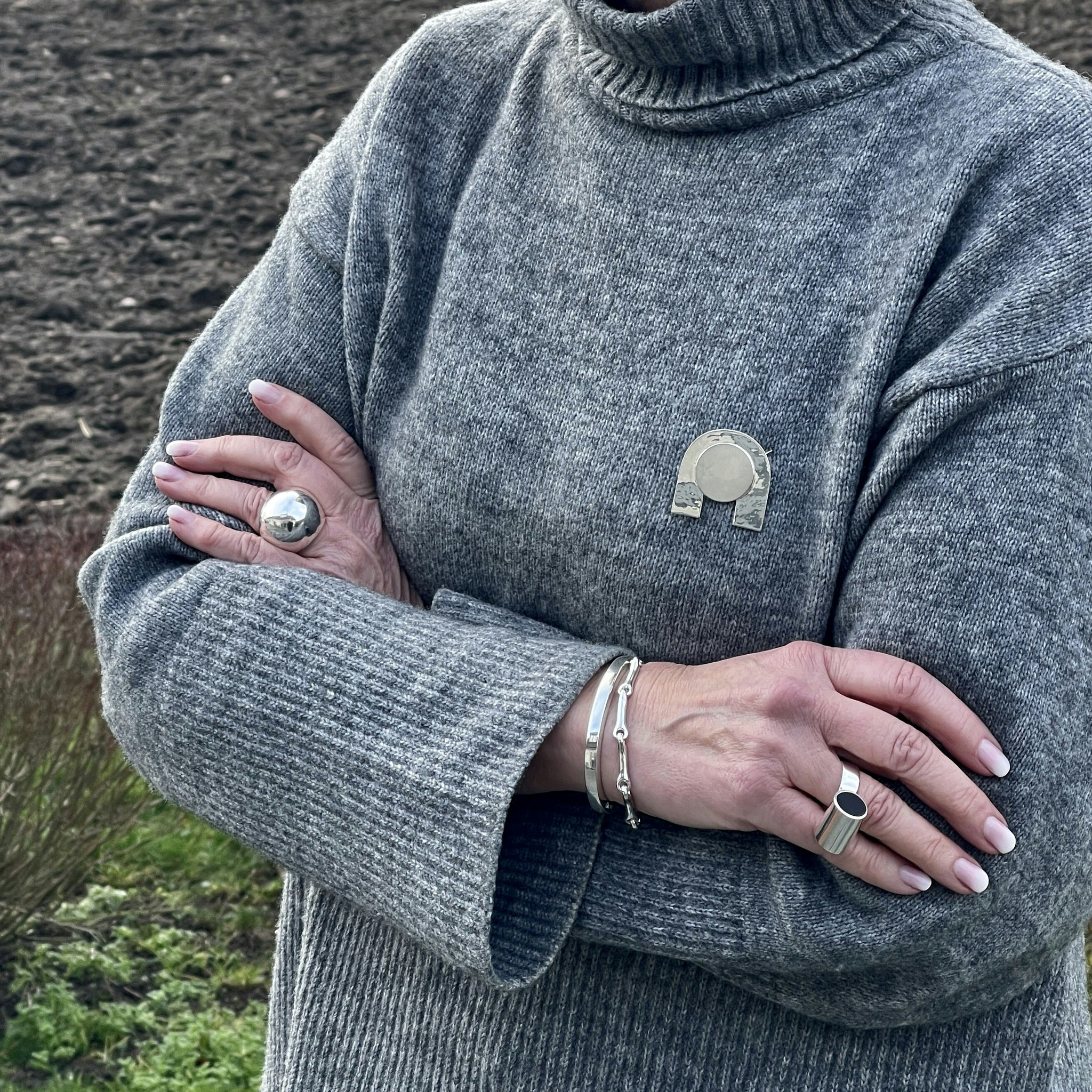 Brooch POP