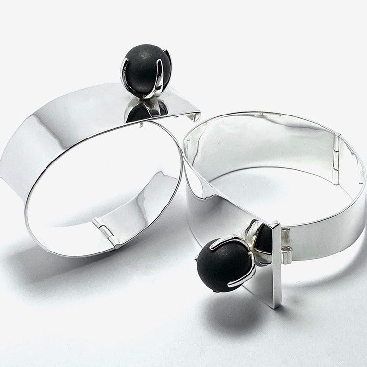 Cuff Bangle Bracelet TUX with Onyx