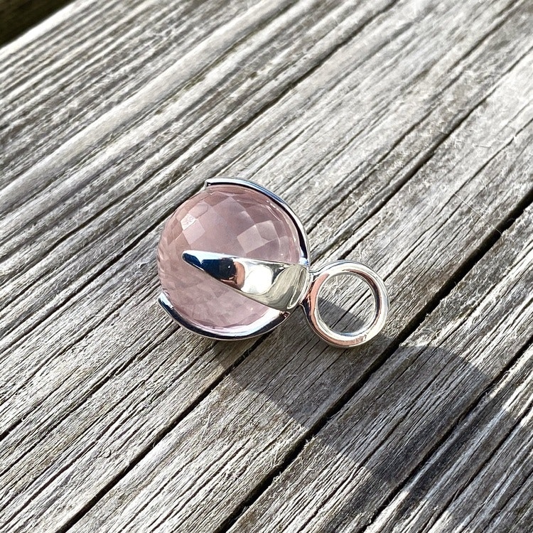 Pendant CLAW with Rose quartz