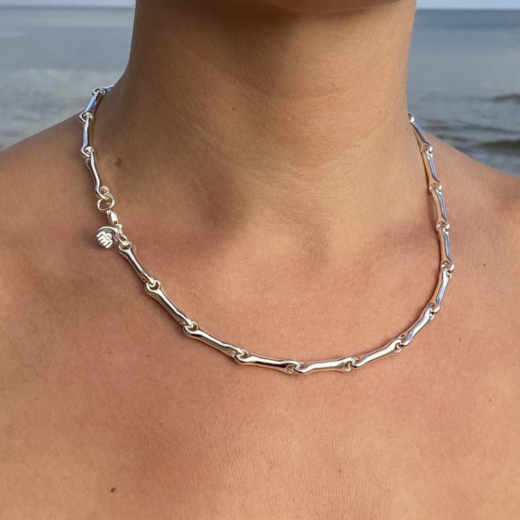 Silverhalsband BONE - unikt, vackert och tungt - MoM of Sweden