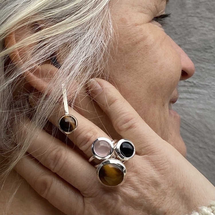 Silverringar med naturliga stenar, mixa och matcha. Silver rings with natural stones, mix and match.