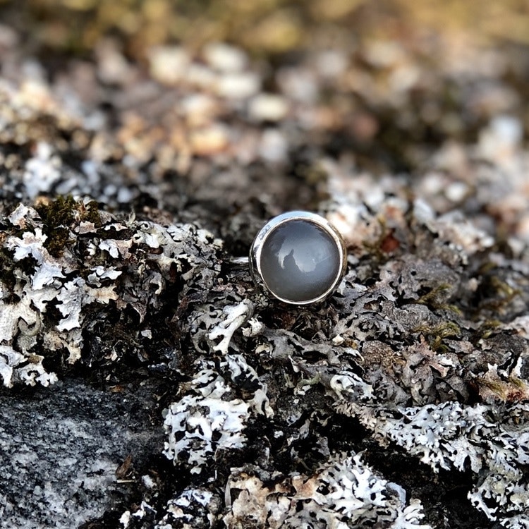 Ring HOLI Small Grey moonstone