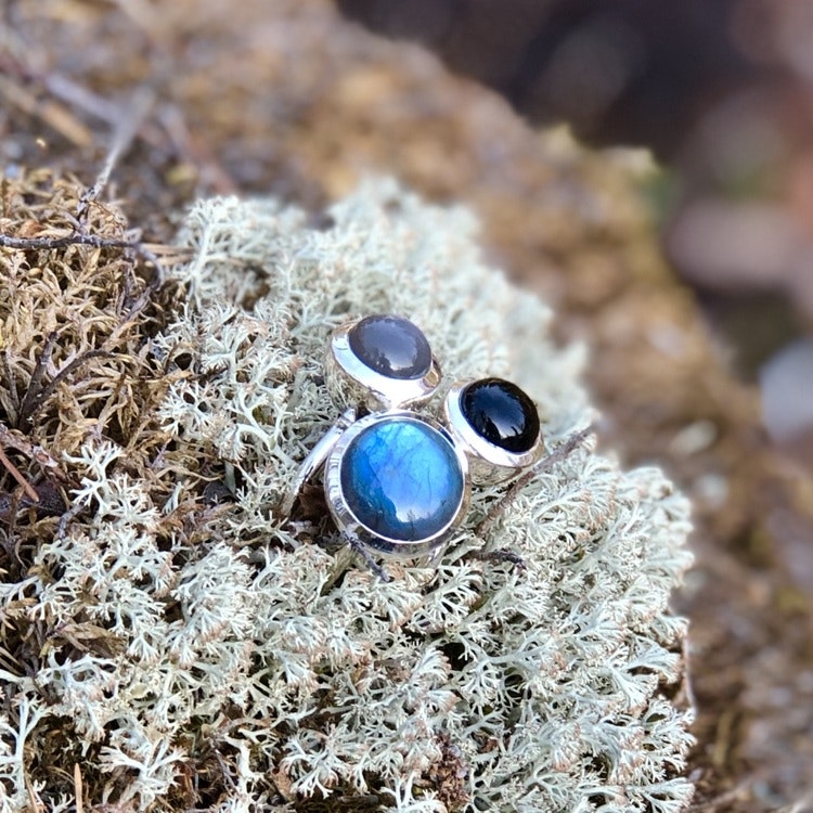 Silverringar med naturliga stenar, mixa och matcha. Silver rings with natural stones, mix and match.