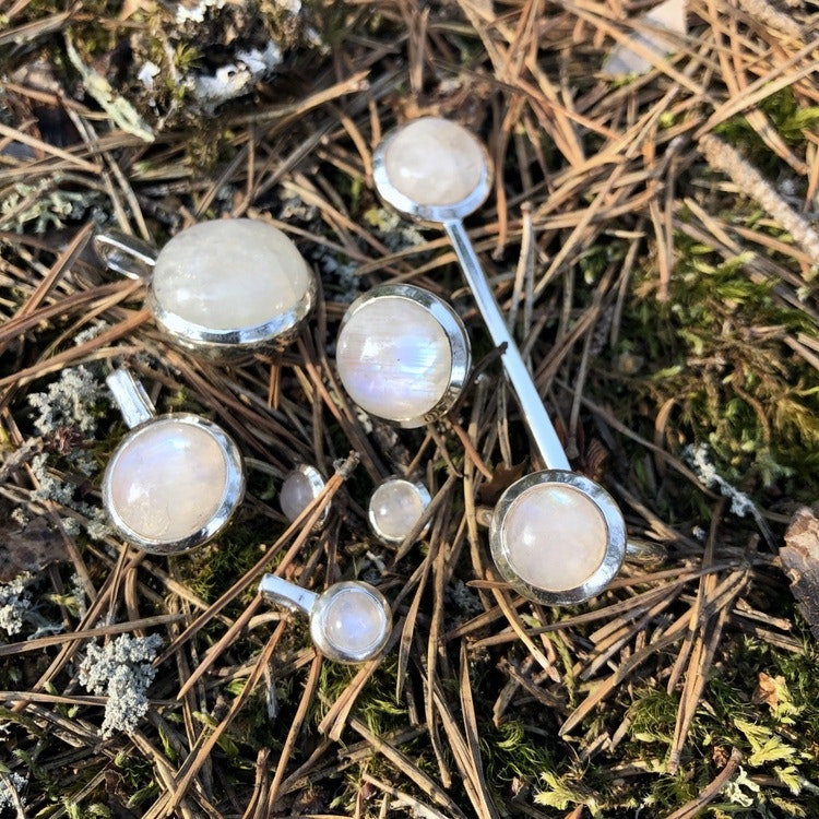 Ring HOLI Small Rainbow moonstone