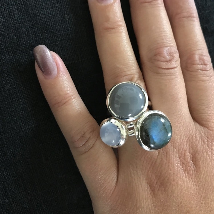 Ring HOLI Big Labradorite