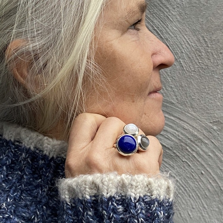 Ring HOLI Big Lapis lazuli