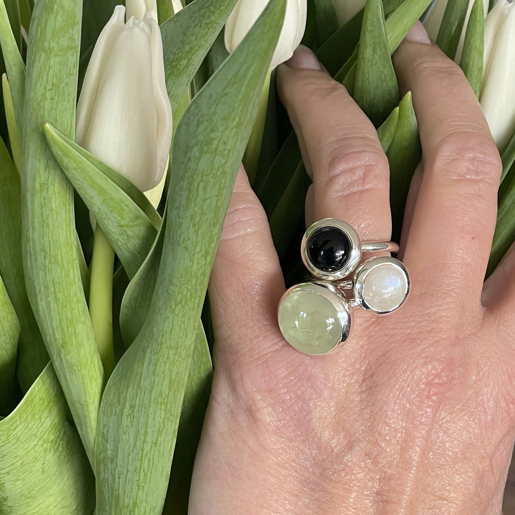 Ring HOLI Liten Svart Onyx