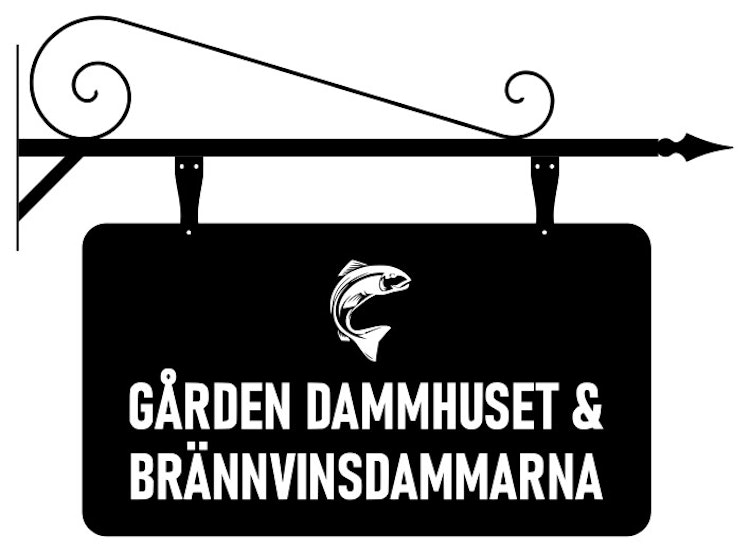 Gårdsskylt "Gården Dammhuset & Brännvinsdammarna"
