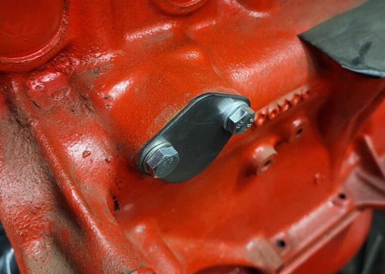 Lock för att täcka bränslepumpshålet Volvo B21, B23 och B230.