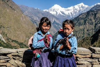 STØTT skolefond for høyere utdannelse til jenter i Nepal