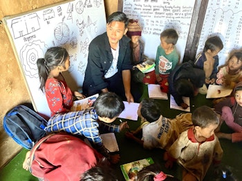 GI ET BIDRAG til ny skole for barna på Sahara School i Dumling, Nepal