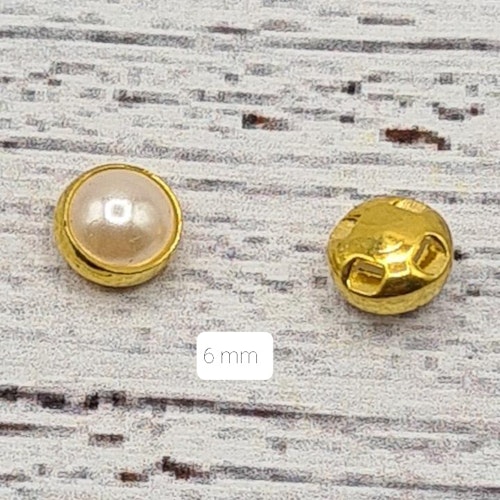Pärla knapp, "Elin", 0,6 cm.