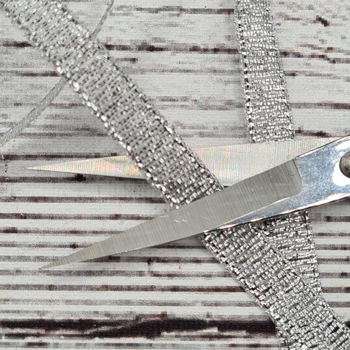 "Metallic Silver", Organza, 0,6 cm bred.