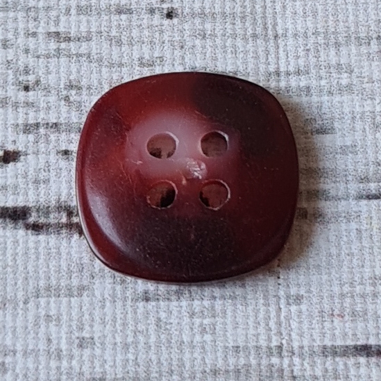 Vinröd/Vit, 1,2 cm.