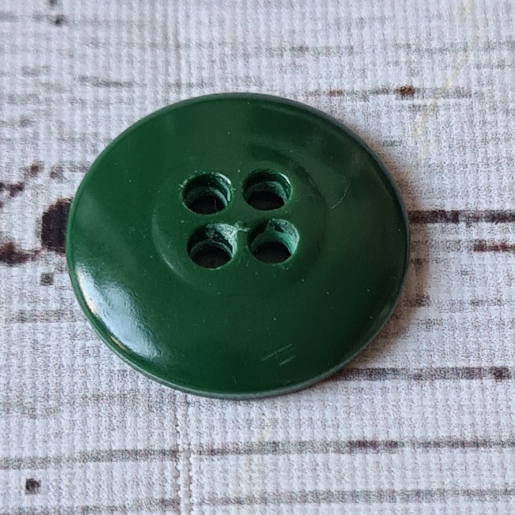Grön, 2 cm.