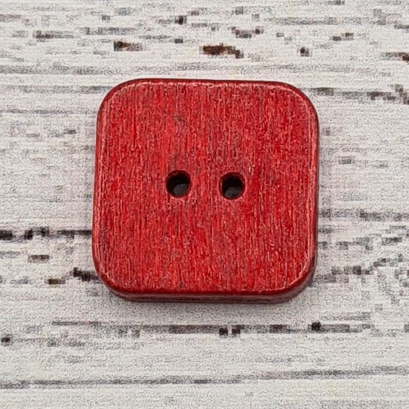 Träknapp Fyrkant, "Rufous red". 1,8 cm*