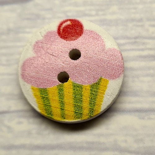 Knapp, Cupcake, Rosa Rand, 2 cm