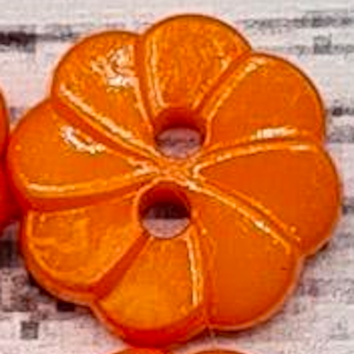 Blomma Orange. 1,3 cm.