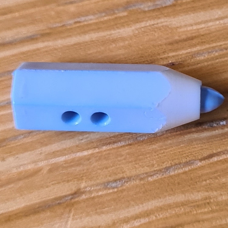 Penna, knapp, 2,2 cm. *