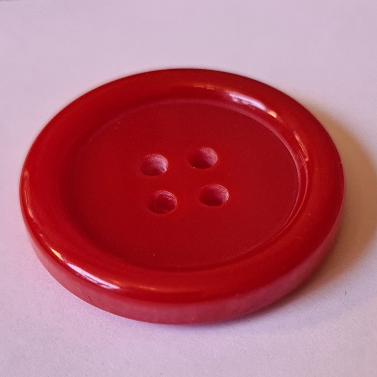 RödRÖD knapp, 3,6 cm.*