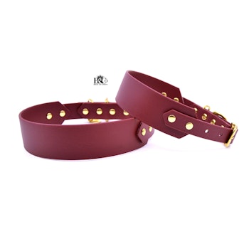 Classic Wide Collar Wine Red