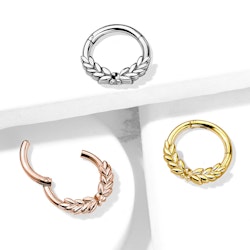 Clicker ring 1,2mm i kirurgiskt stål med löv (8mm)