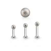 Tragus labret / flat back piercing 1,2mm med 2.5mm bas och 3mm frostad kula