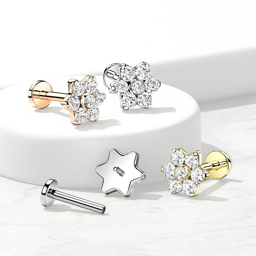Labret / flat back piercing i titanium 1,2mm - Blomma med kubisk zirconia