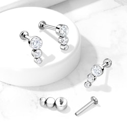 Labret / flat back piercing i titanium 1,2mm - Tre kubisk zirconia i ökande storlek